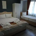 Karya Hotel